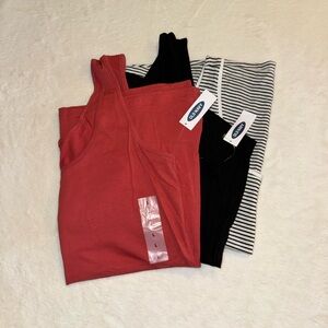 Old Navy Tank Set